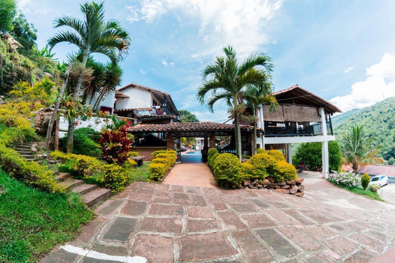 Hotel Terrazas De La Candelaria San Gil Exteriör bild