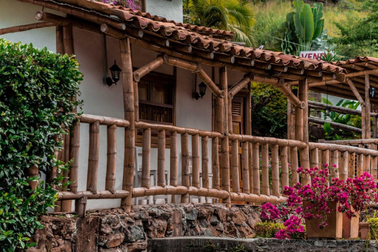 Hotel Terrazas De La Candelaria San Gil Exteriör bild